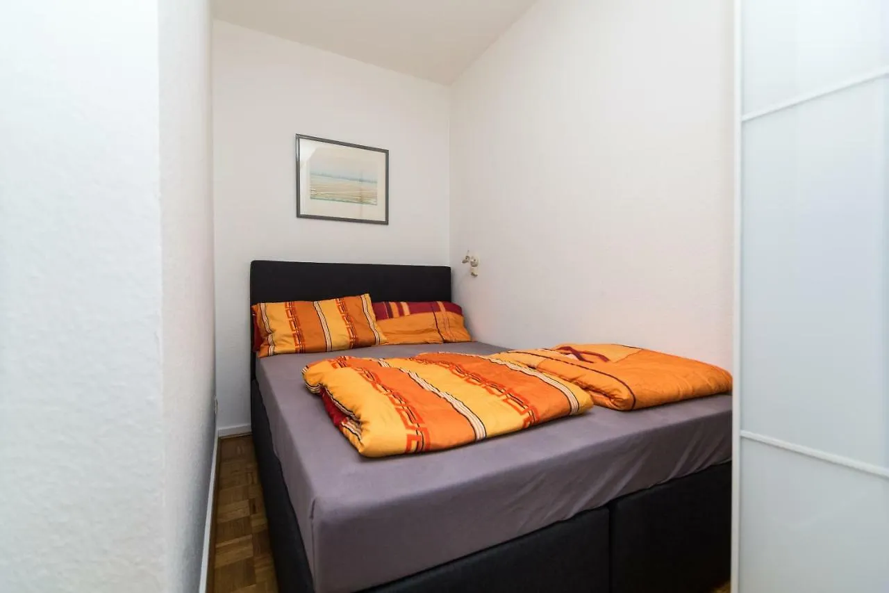 Altstadt Kurzestr Dusseldorf Apartment