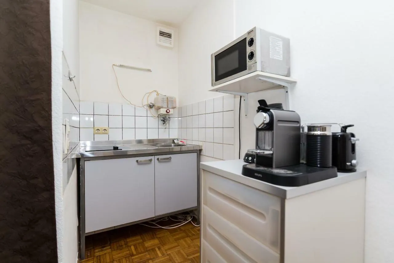 Apartment Altstadt Kurzestr Dusseldorf